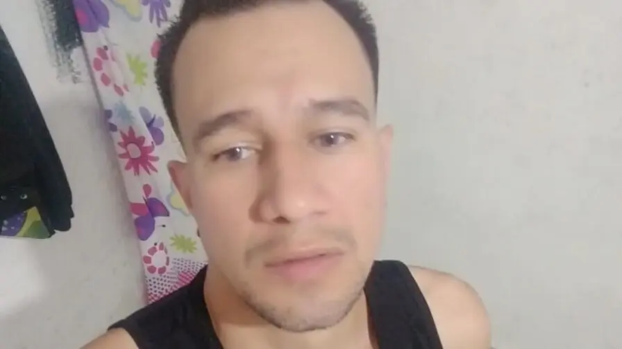 Start Anal Finger AxelSmiths