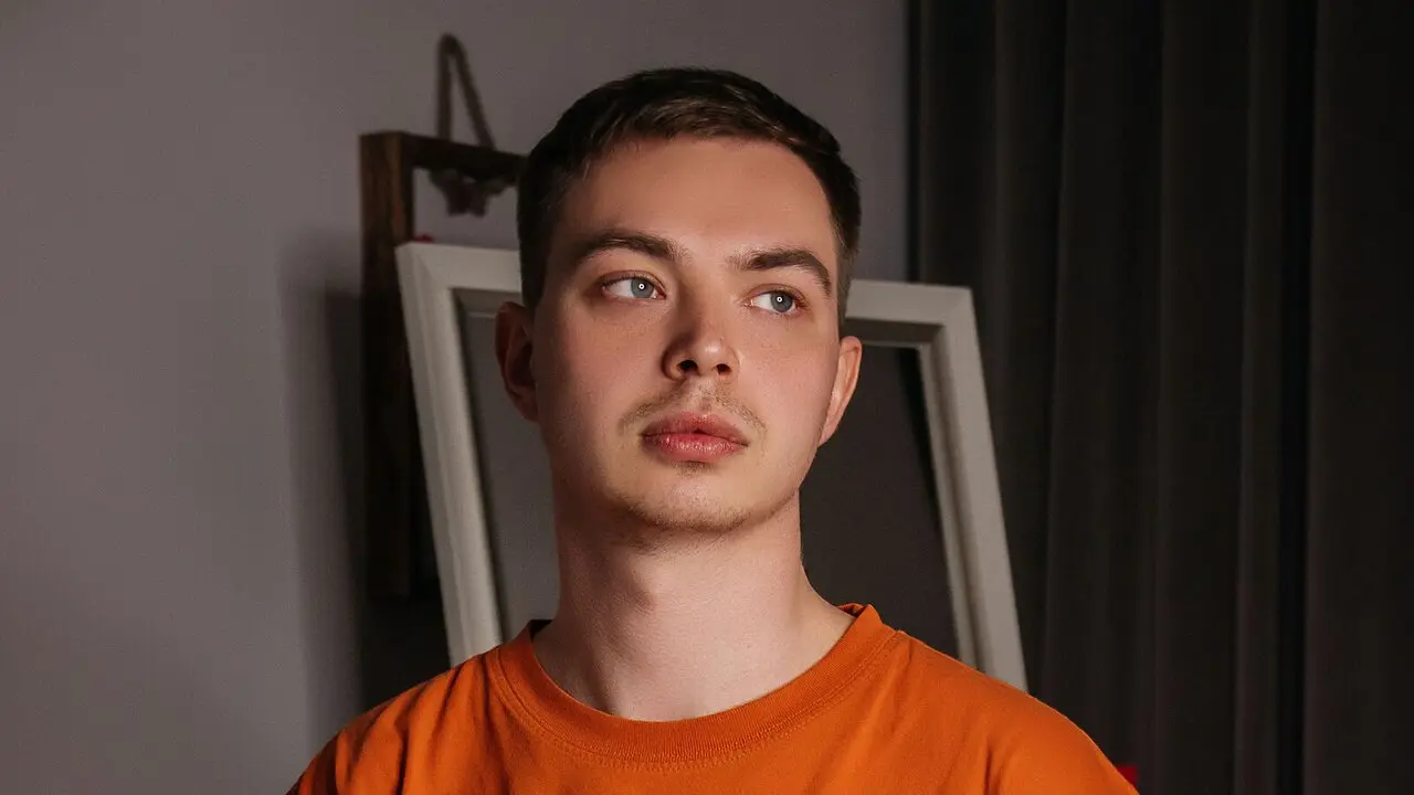 Start Anal Finger BobbyKent