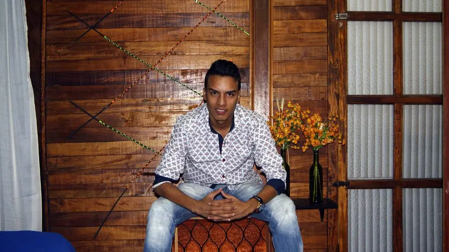 Start Anal Finger CrazyLatinLover