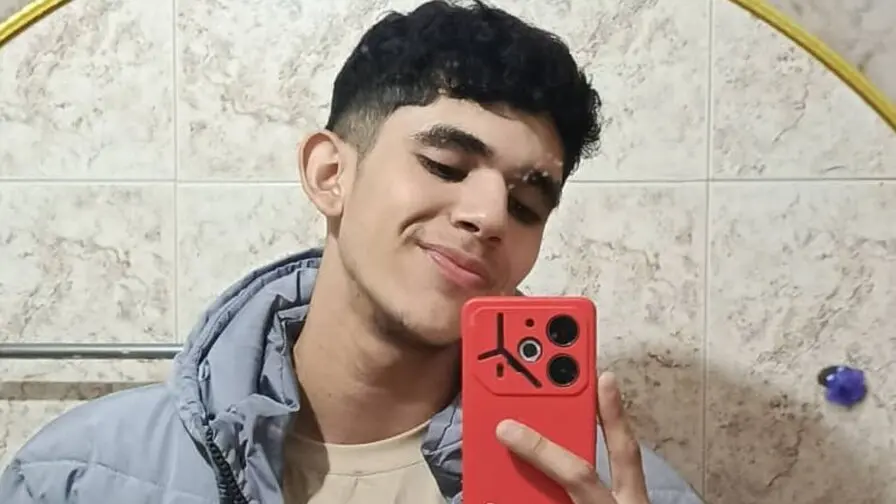 Start Anal Finger FlinsShadow