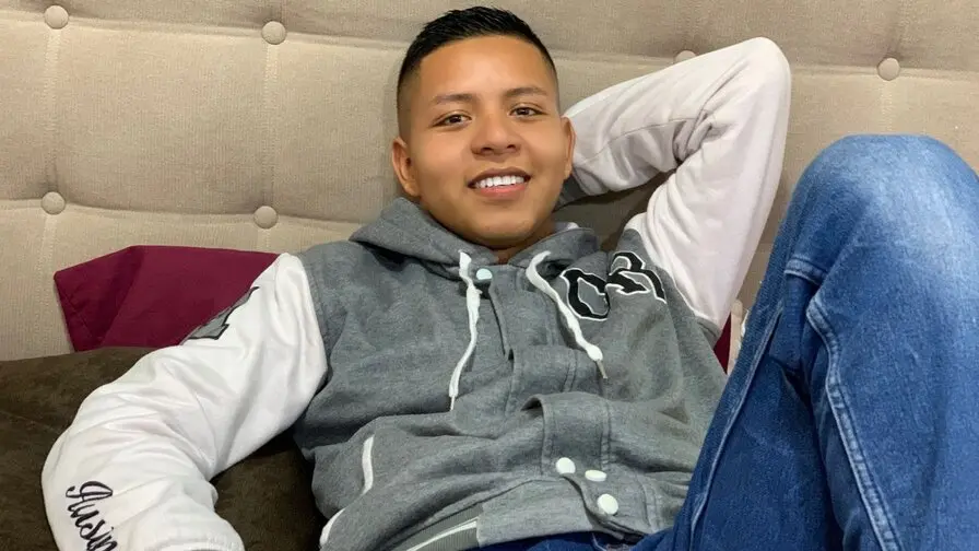 Start Anal Finger LoganAr