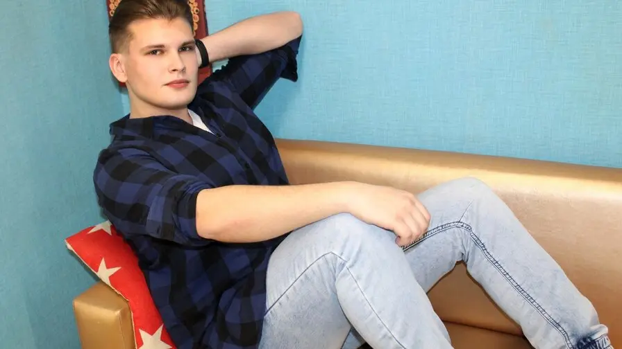 Start Anal Finger LoganMoris