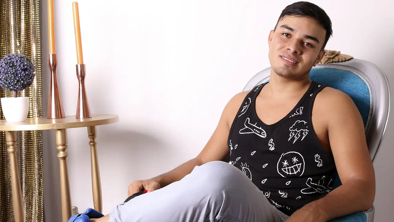 Start Anal Finger RoyPrince