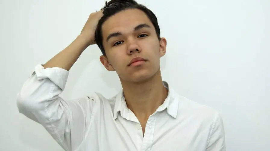 Start Anal Finger TommyPerez