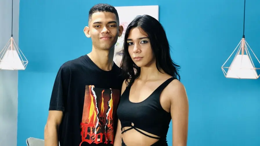 Start Anal Finger KaylaAndLarry