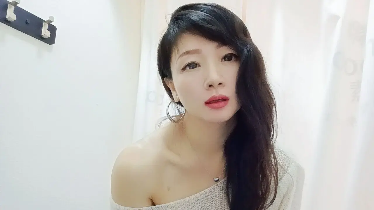 Start Anal Finger Adelamiller