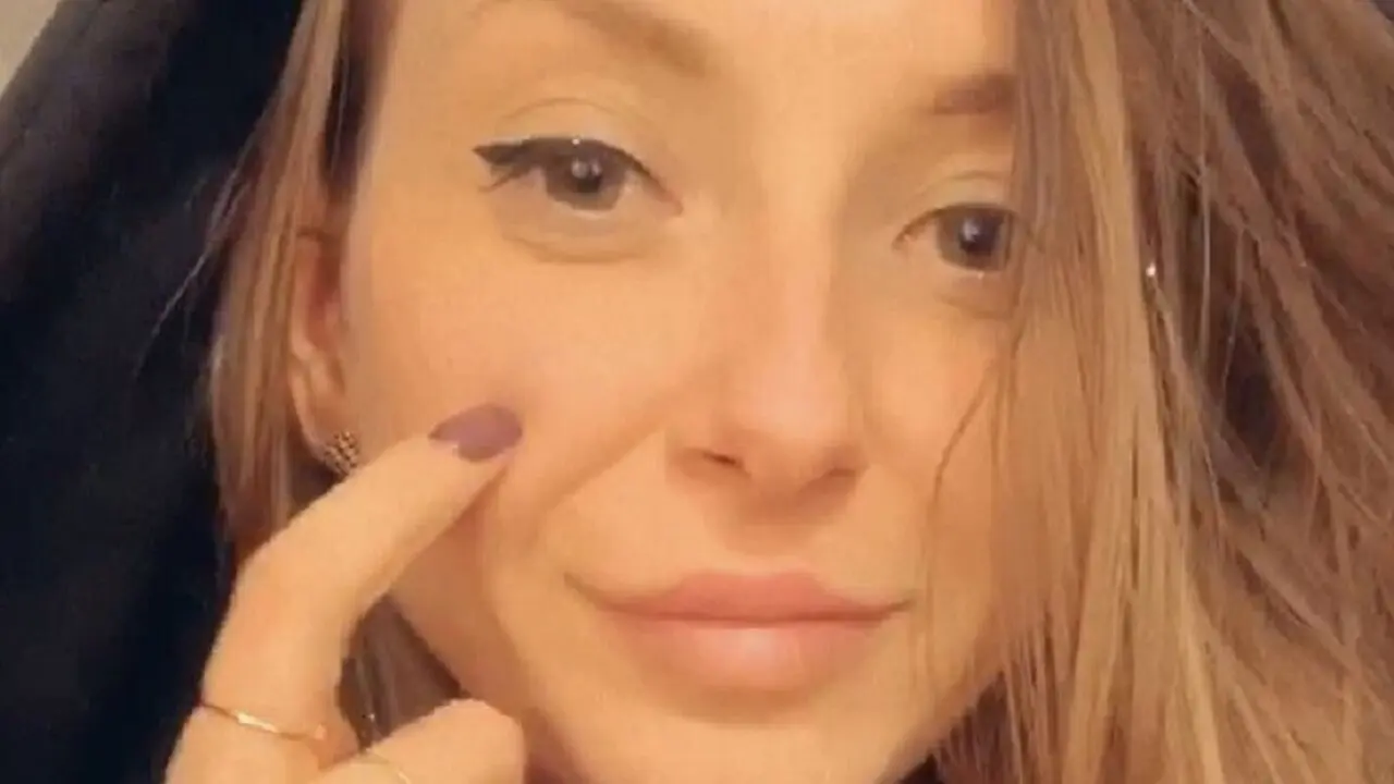 Start Anal Finger AnyaDuns