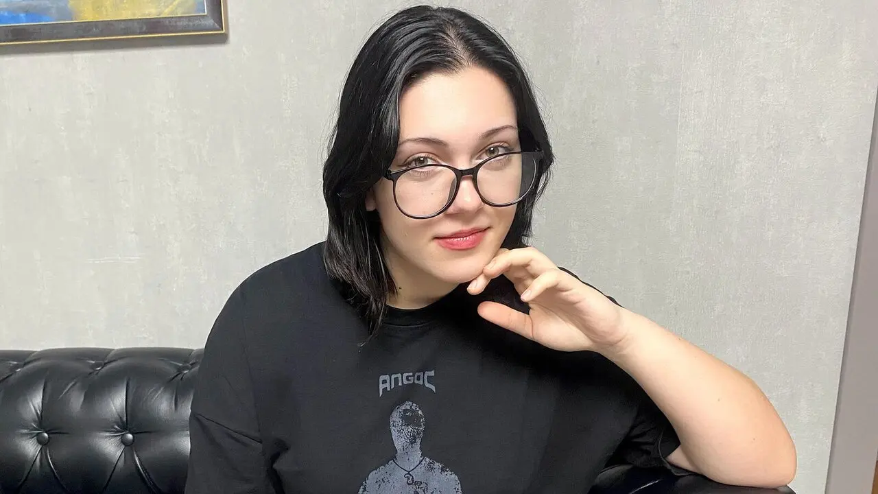 Start Anal Finger DarlenaHalls