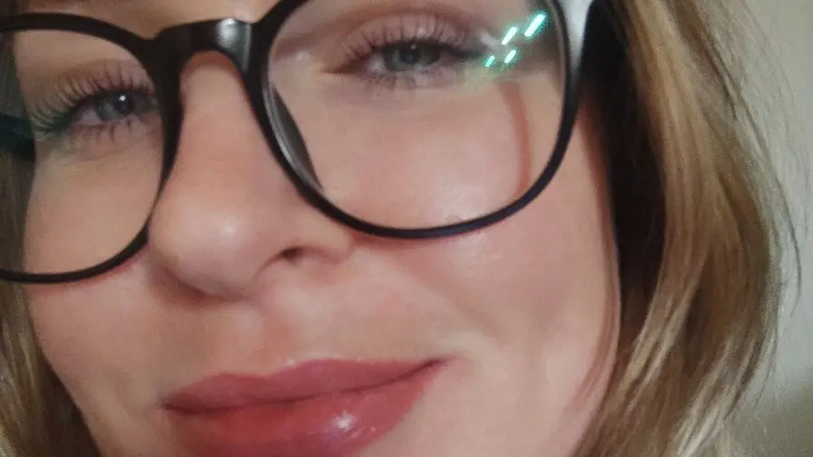 Start Anal Finger DoraSmile