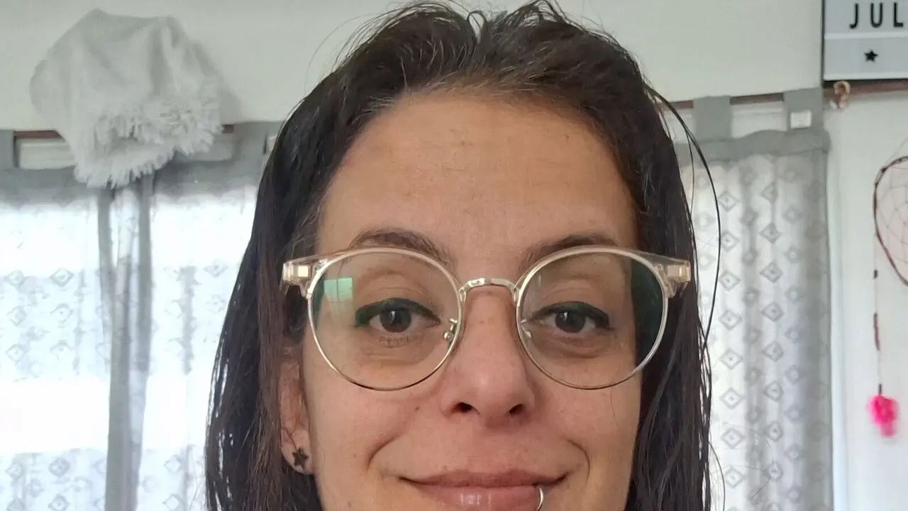 Start Anal Finger JulyCas