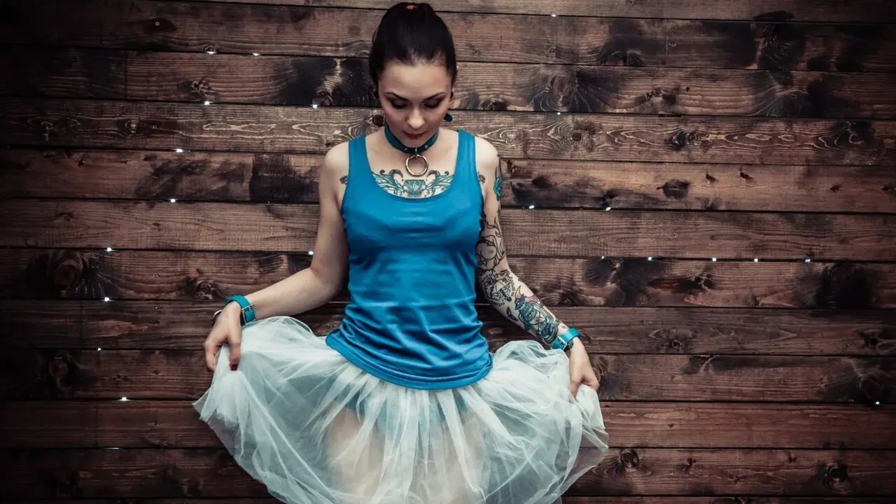 Start Anal Finger LanaShyOwl