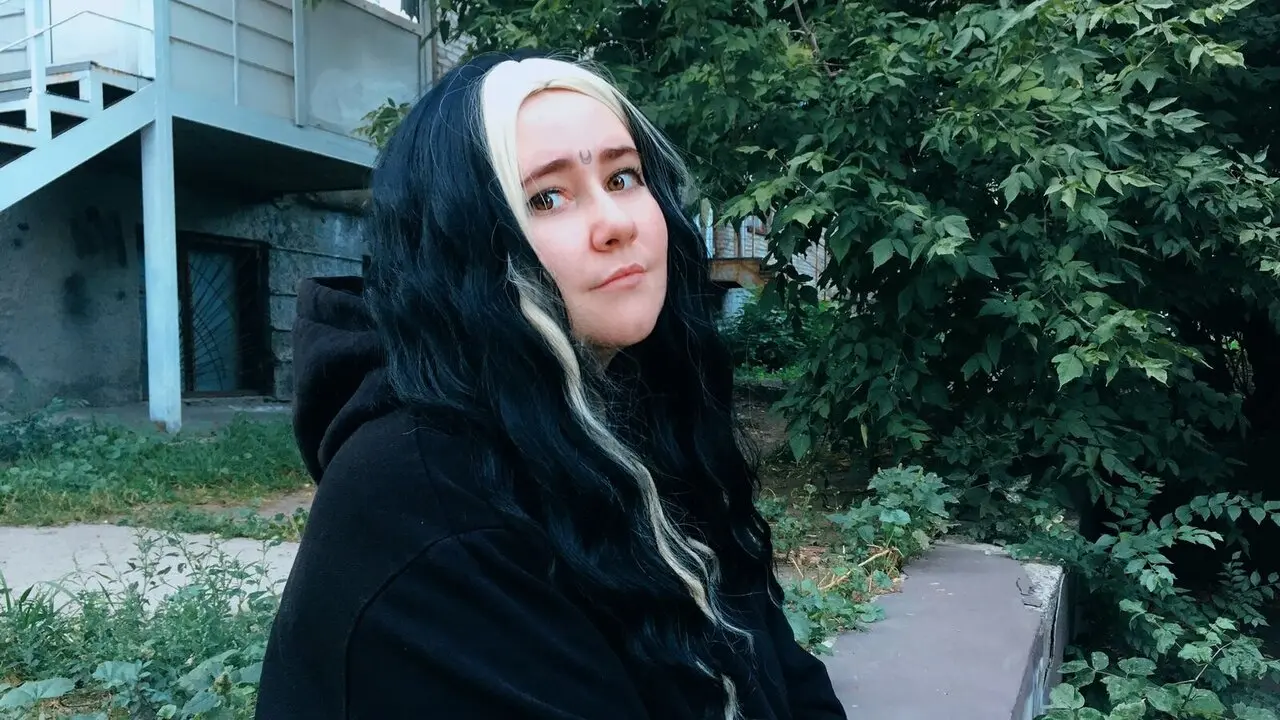 Start Anal Finger LunaMona