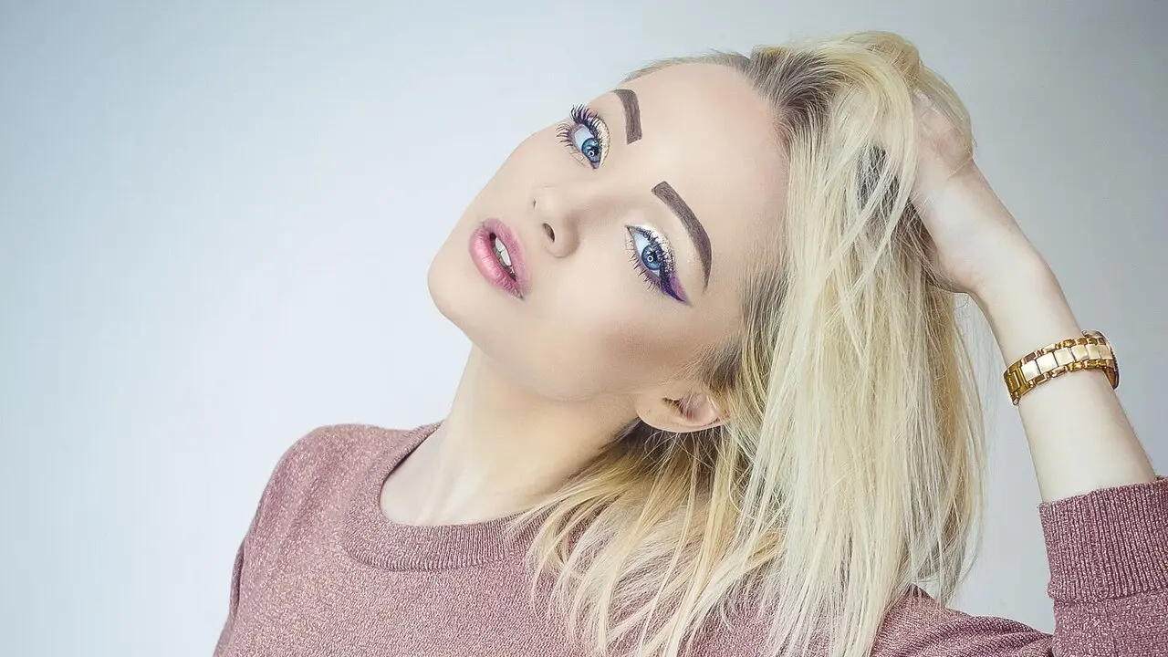 Start Anal Finger MilenaMonroe