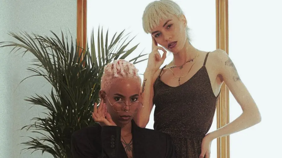 Start Anal Finger GravesYStarveil