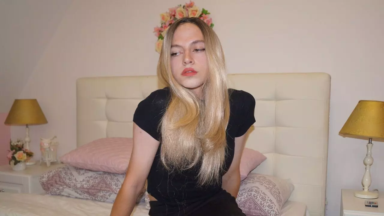 Start Anal Finger KristynAndrews